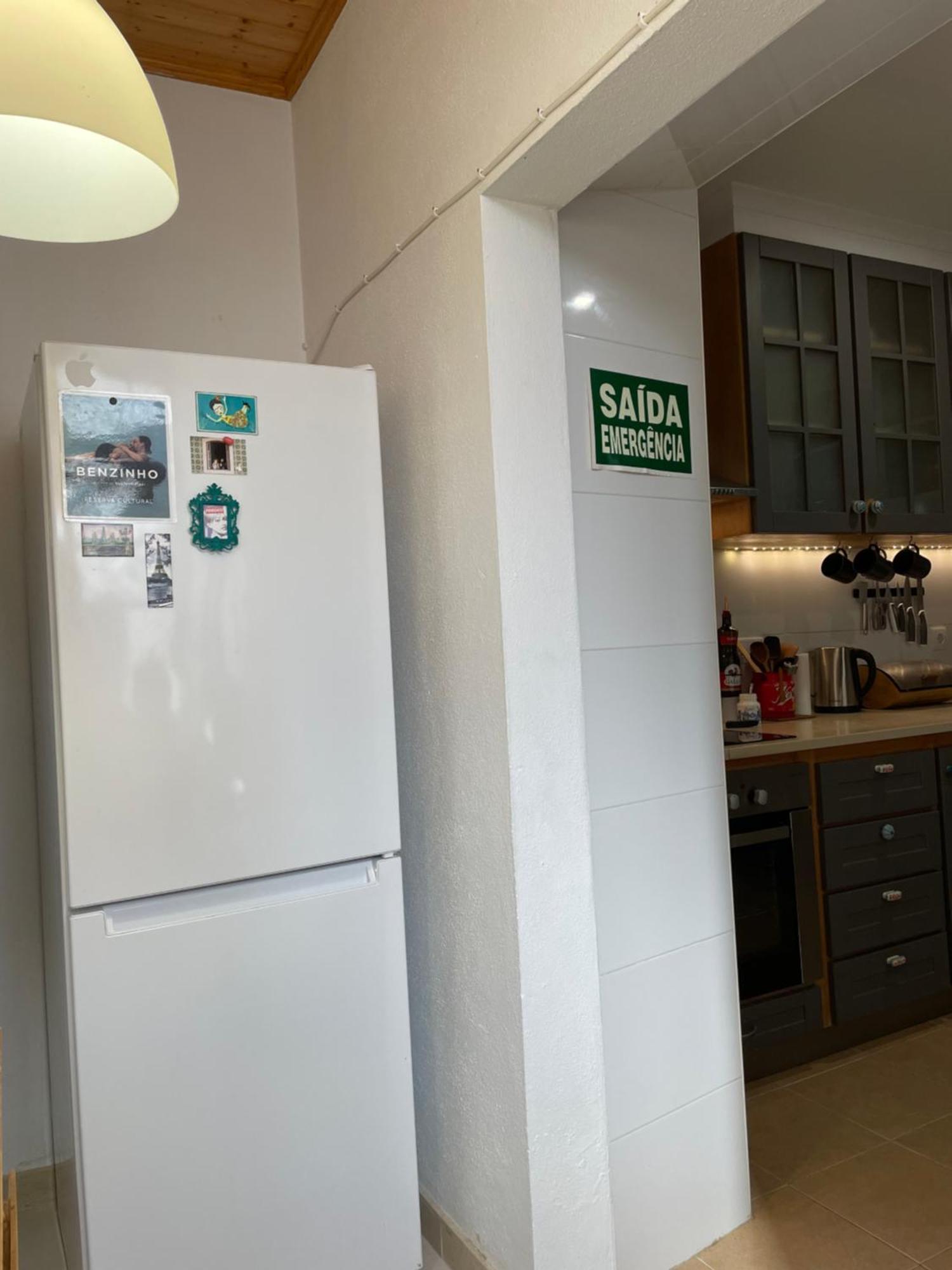 Hostel Casa Dos Poetas Caldas Da Rainha Zewnętrze zdjęcie